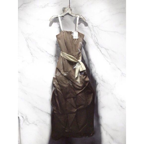 David’s Bridal Pick Up Strapless Formal Prom Satin Dress Bridesmaid Size 2 - Picture 1 of 5